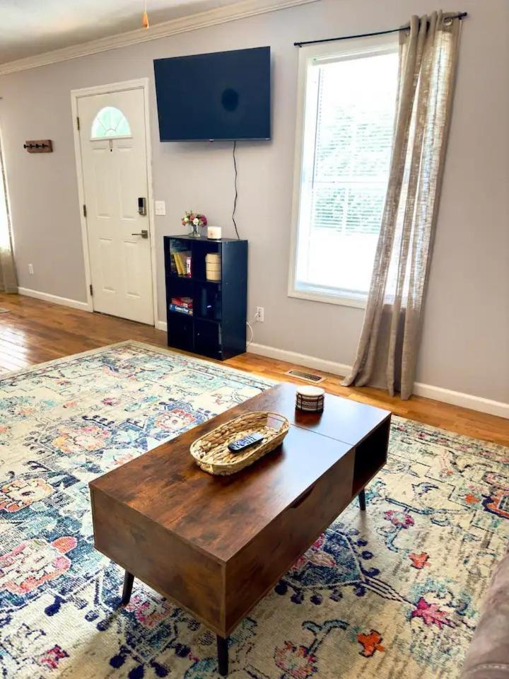 Cozy 2 Bedroom Townhouse Near Lake And Restaurants Guntersville Exterior foto