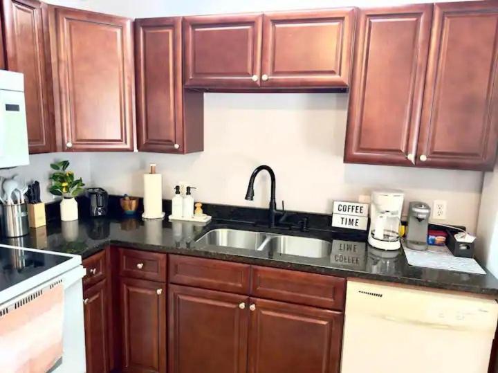 Cozy 2 Bedroom Townhouse Near Lake And Restaurants Guntersville Exterior foto